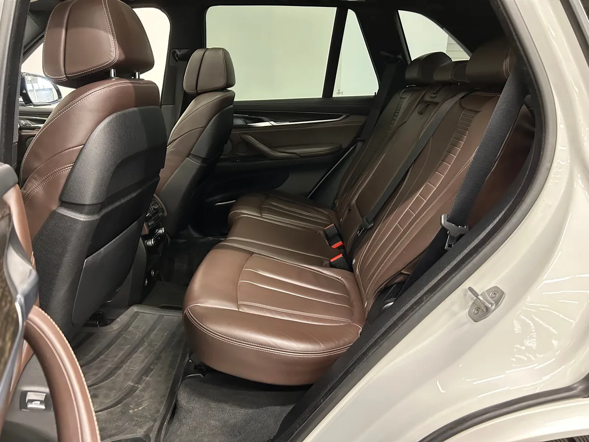 BMW X5 2018 Базовая