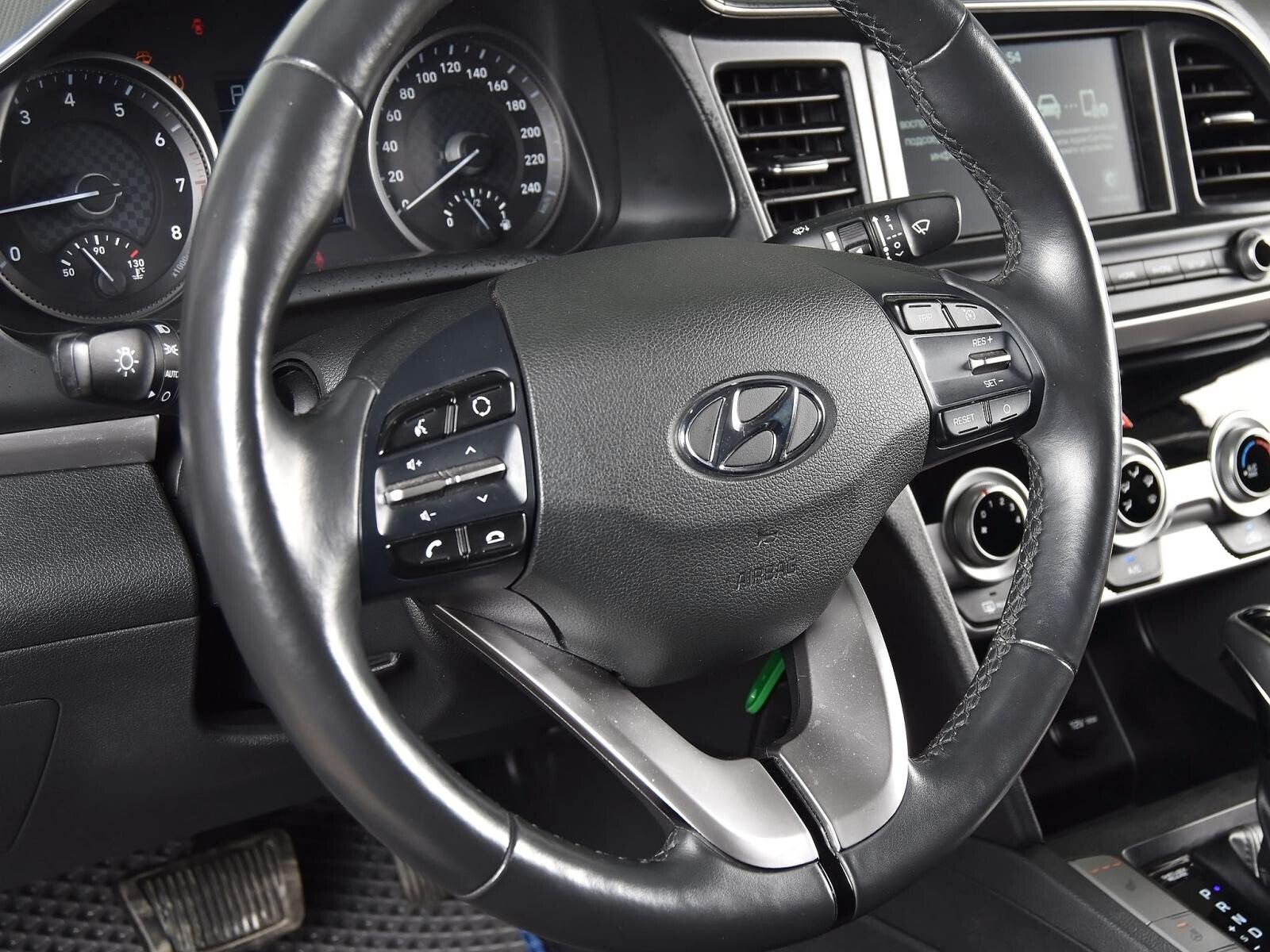 Hyundai Elantra 2019