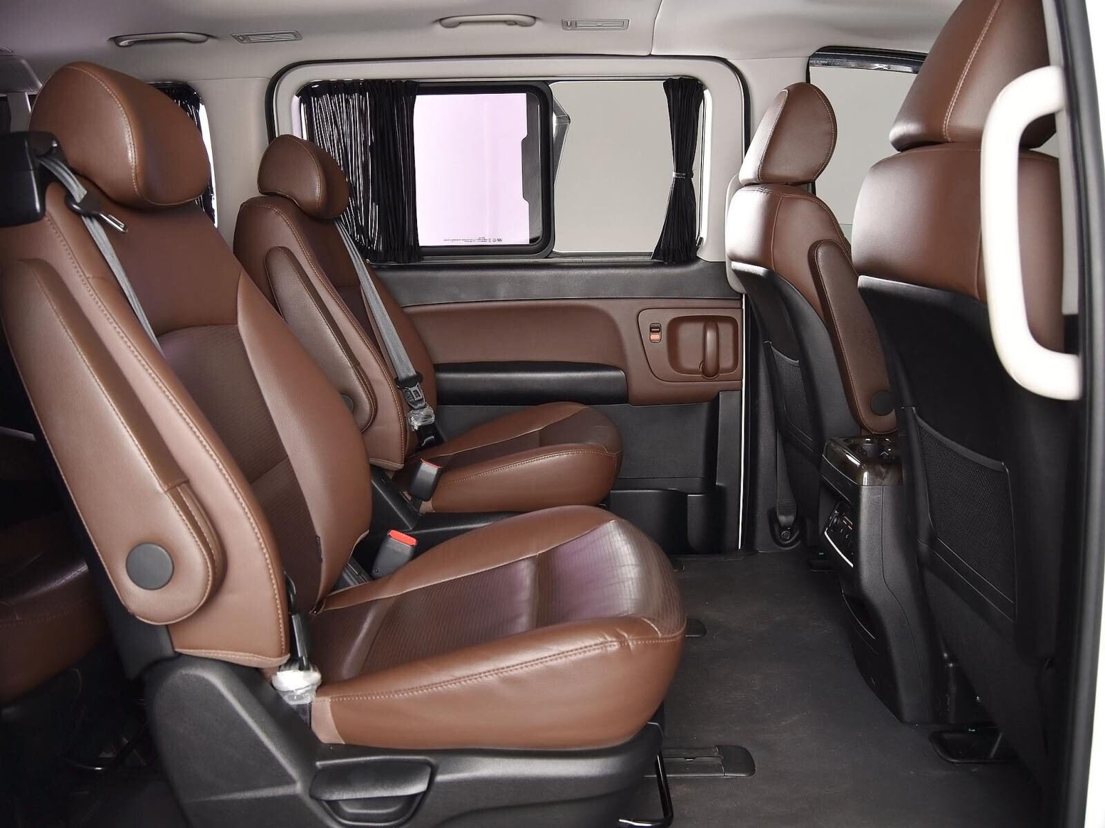 Hyundai Grand Starex 2018