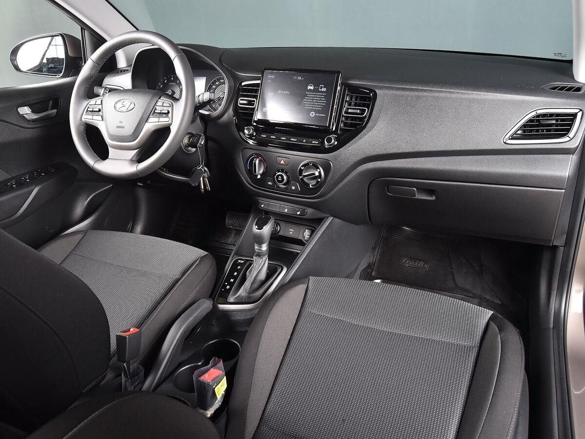 Hyundai Solaris 2021