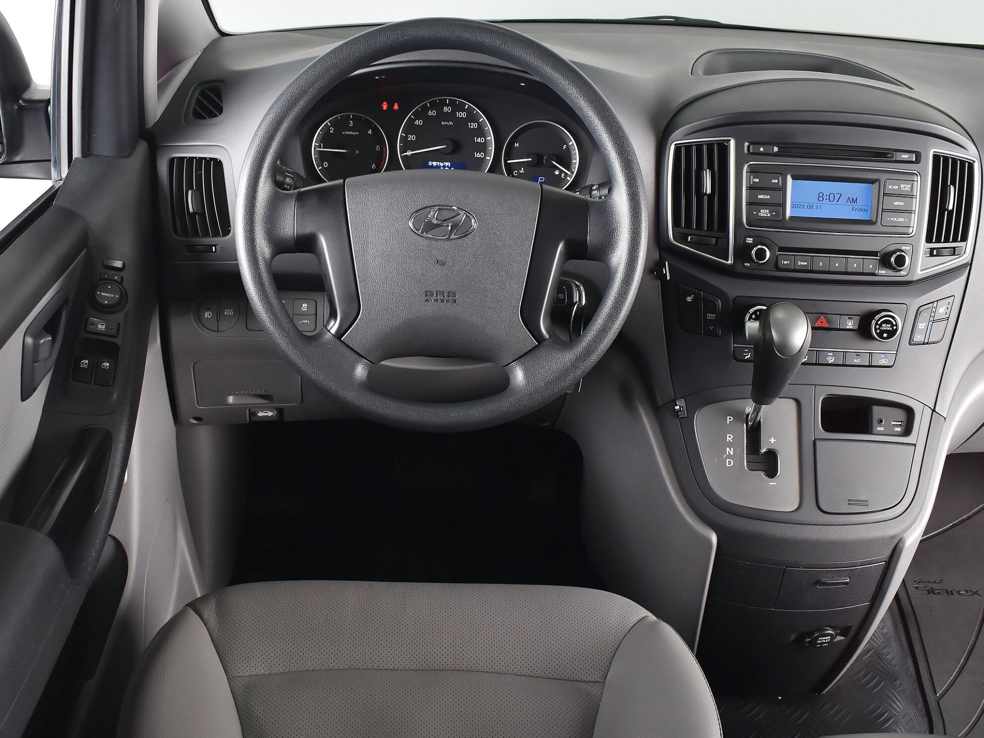 Hyundai Grand Starex 2018