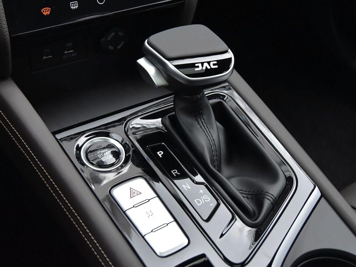 JAC J7 2021