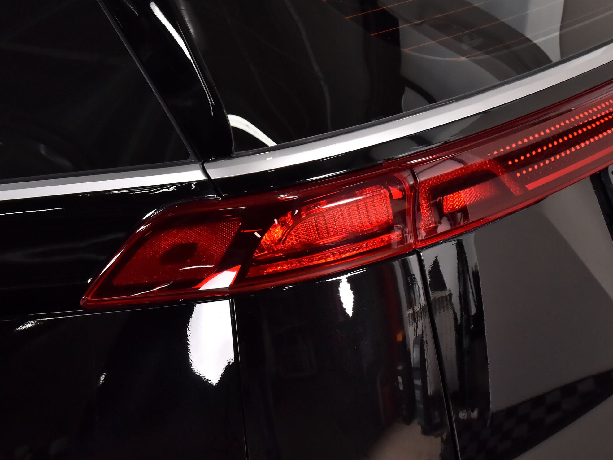 Kia Carnival 2021 Luxe (2021)