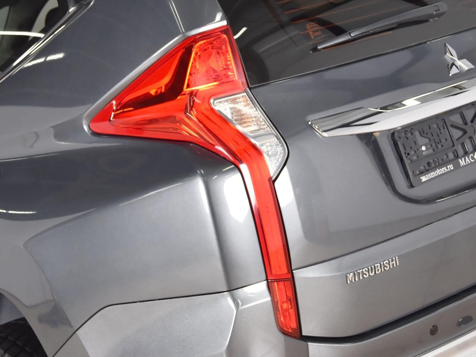 Mitsubishi Pajero Sport 2019