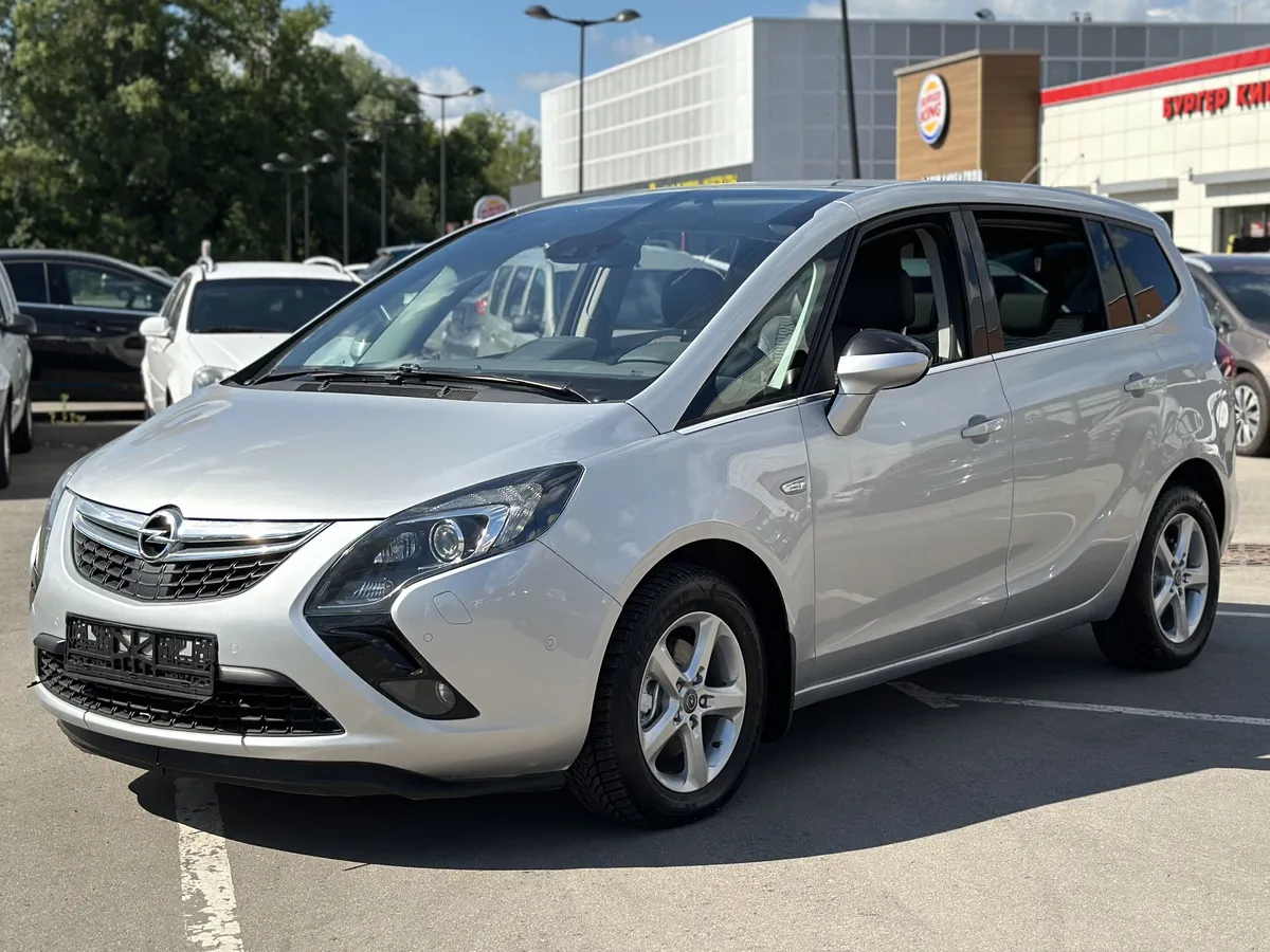 Opel Zafira 2014