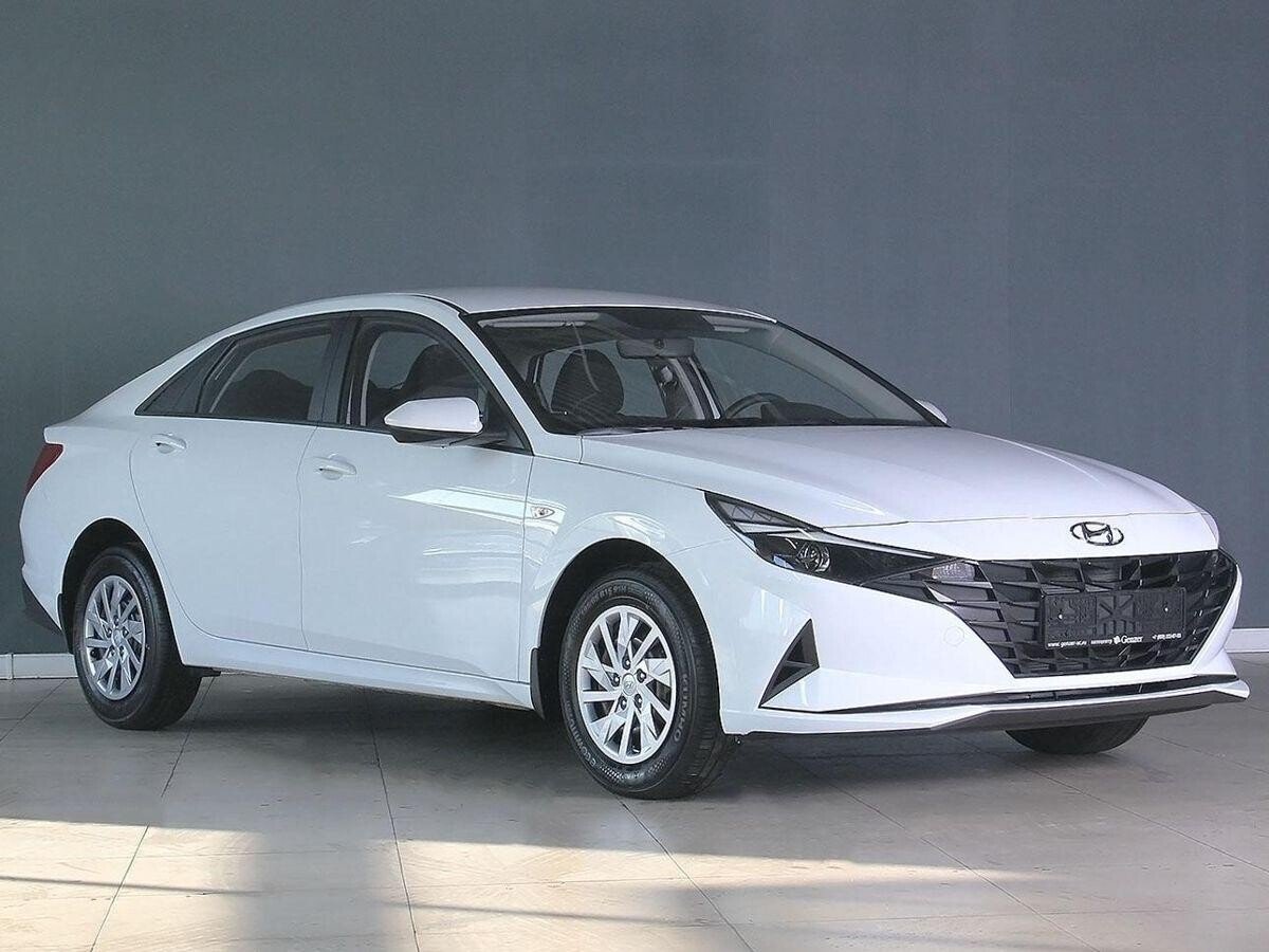 Hyundai Elantra 2021