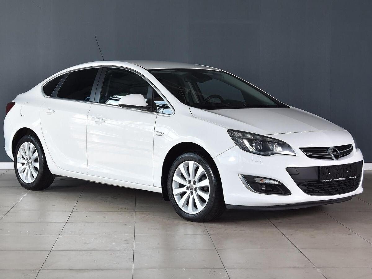 Opel Astra 2013