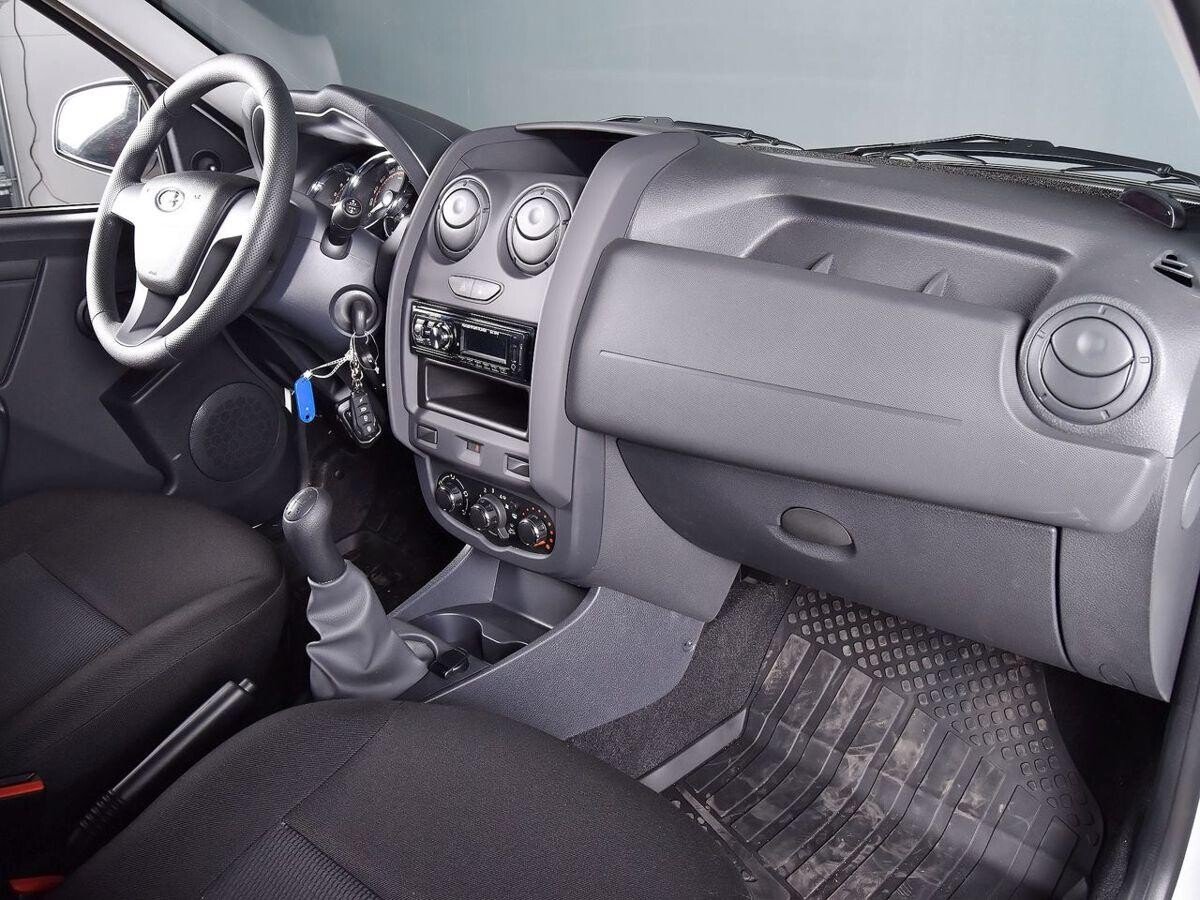 Lada Largus 2021