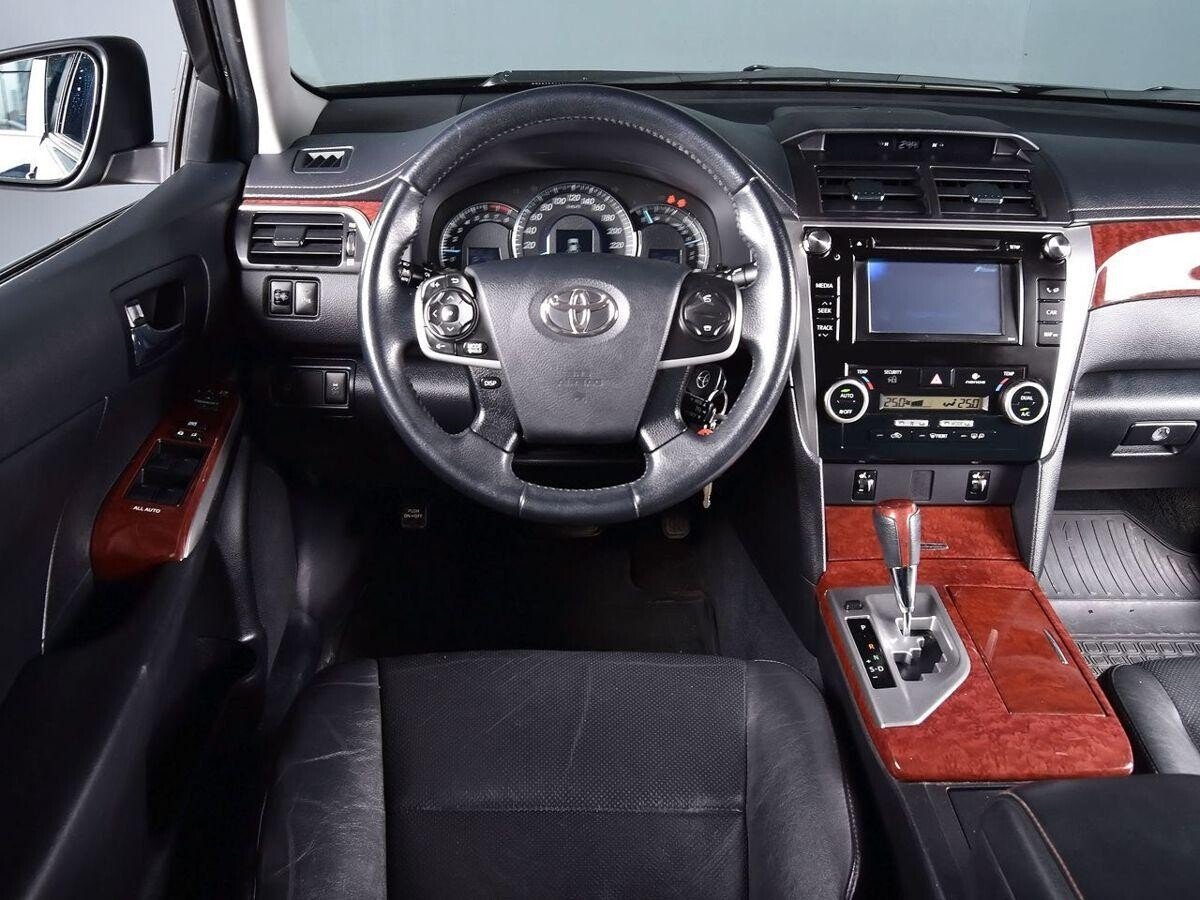 Toyota Camry 2013