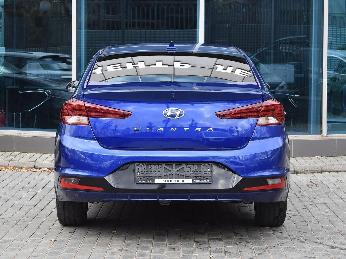 Hyundai Elantra 2019