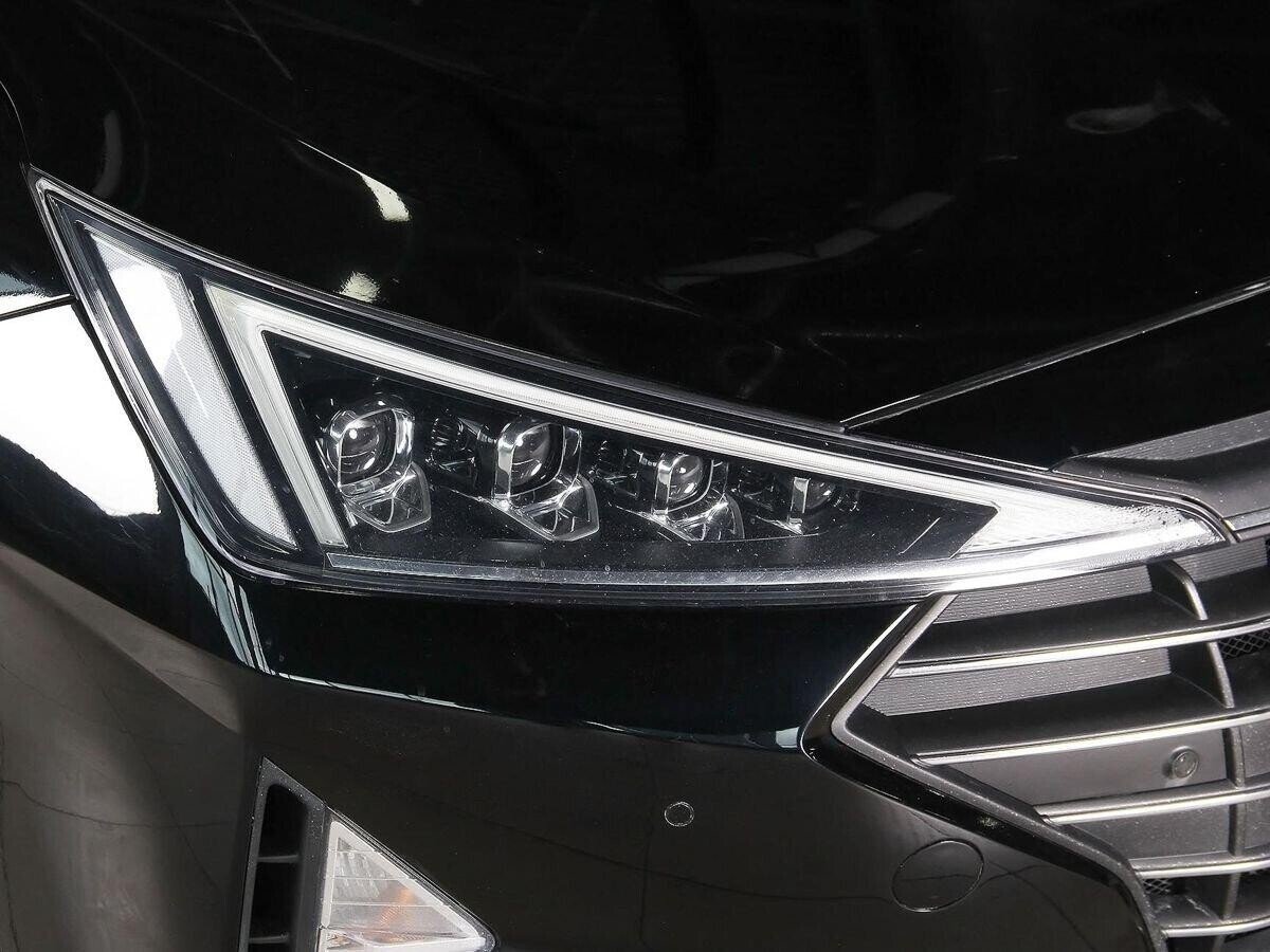 Hyundai Elantra 2019