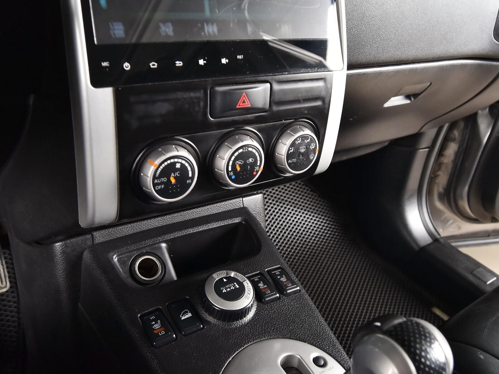 Nissan X-Trail 2013