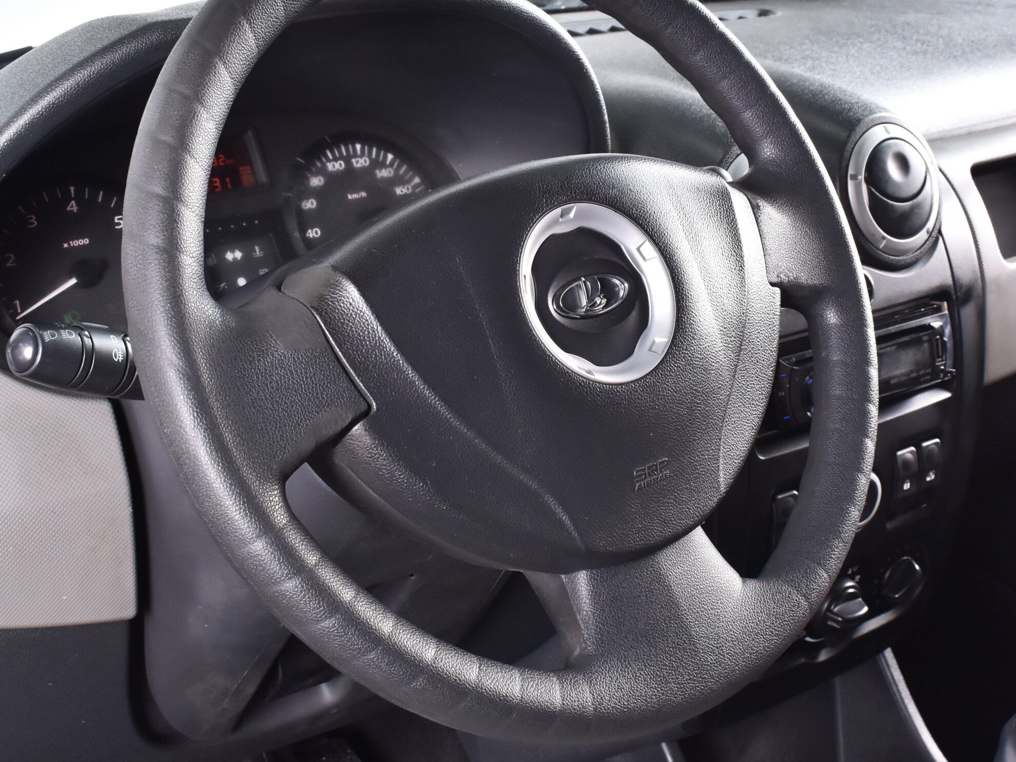 Lada Largus 2017 Classic Audio