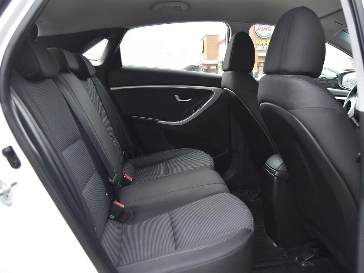 Hyundai i30 2016