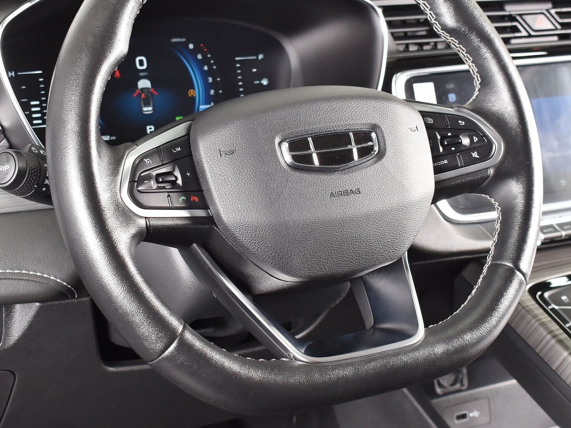 Geely Atlas Pro 2022 Luxury