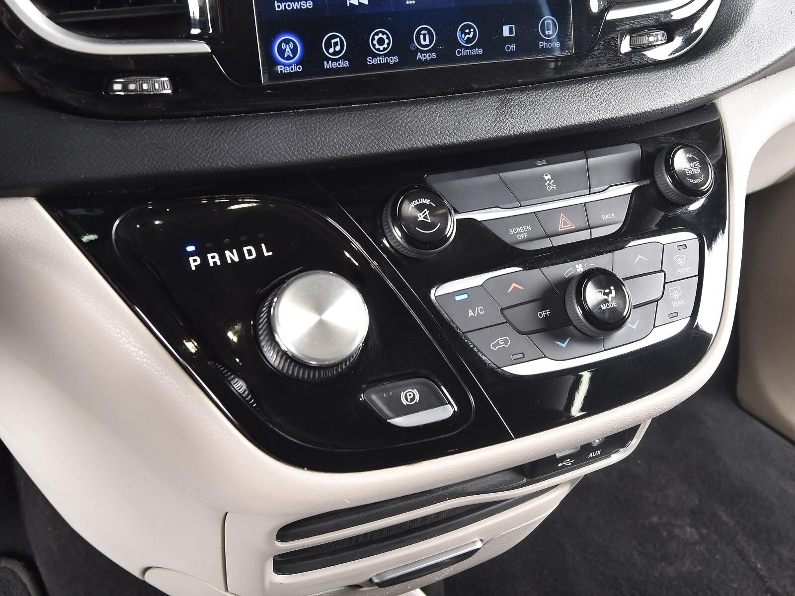 Chrysler Pacifica 2016