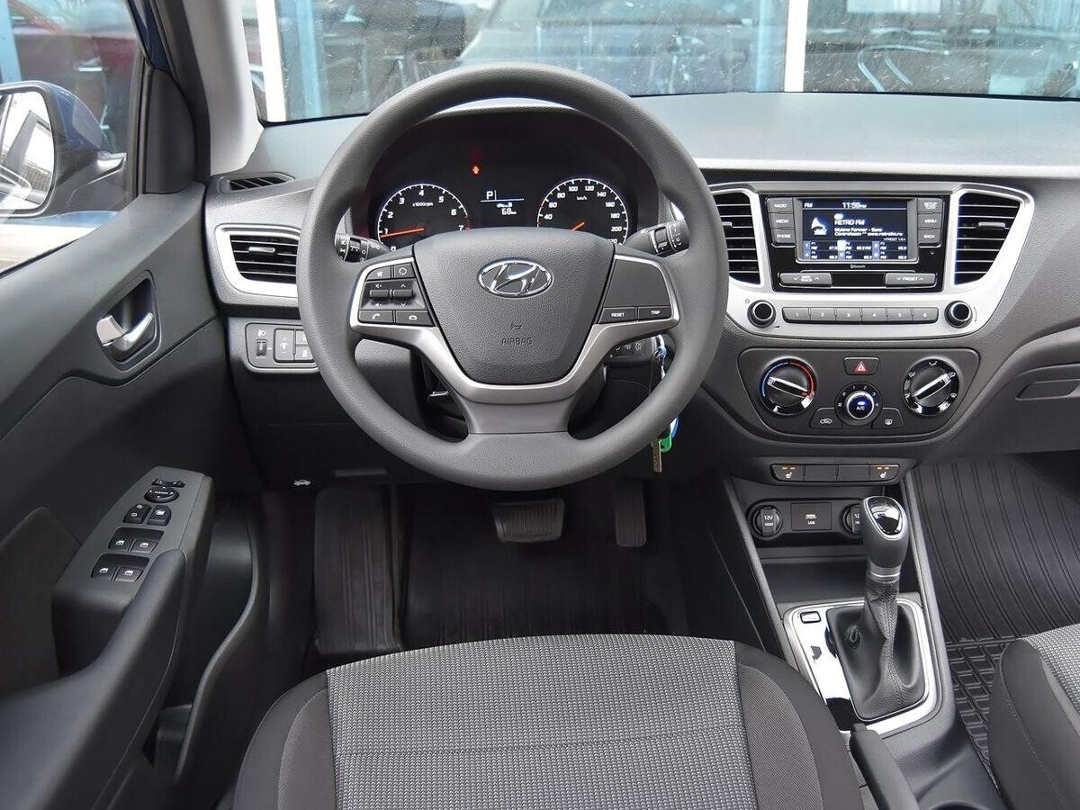 Hyundai Solaris 2021