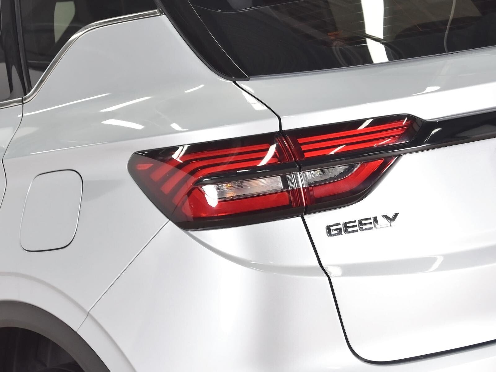 Geely Coolray 2021