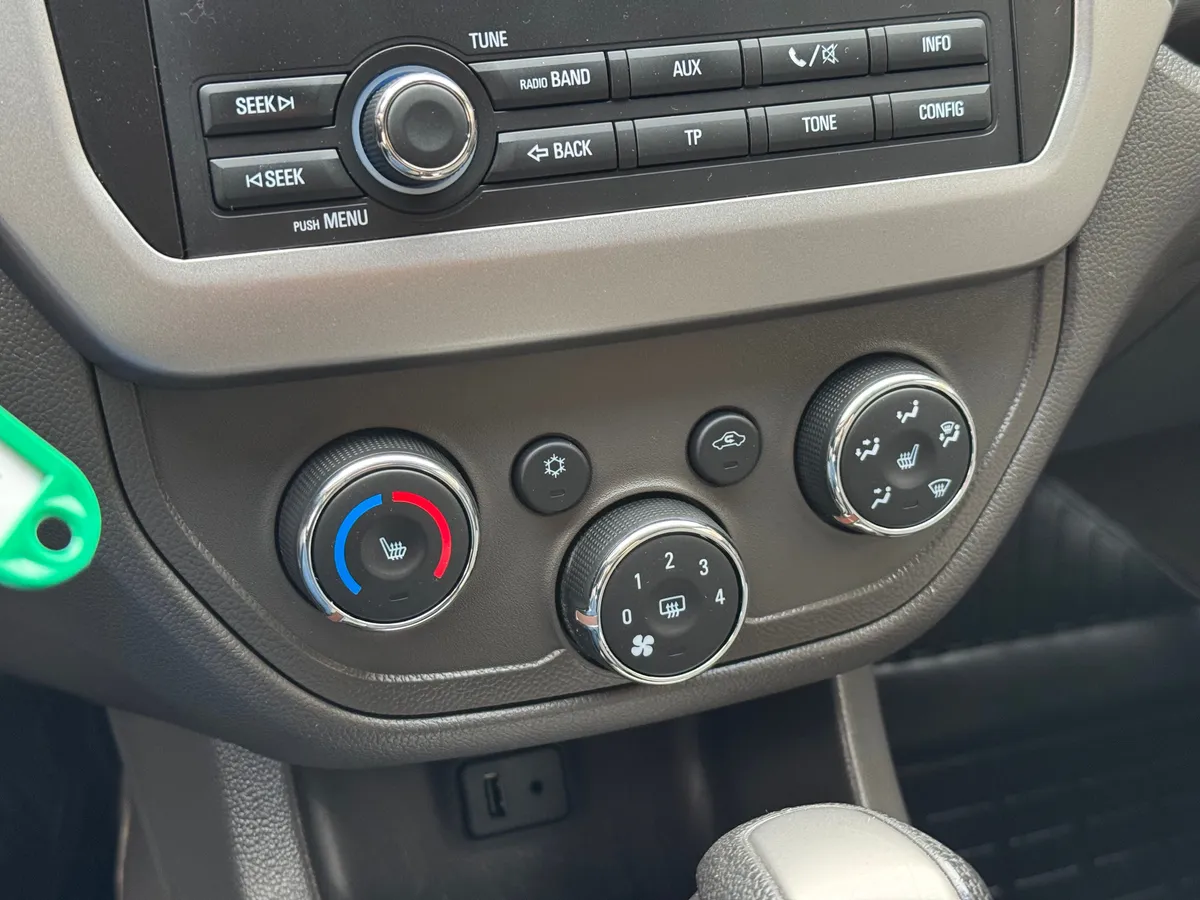 Chevrolet Cobalt 2021 Elegant