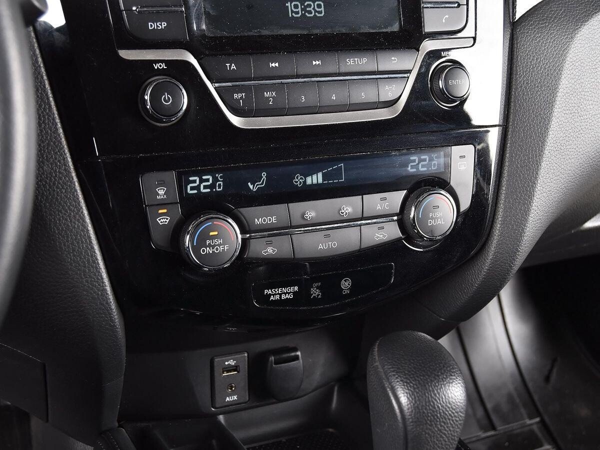 Nissan X-Trail 2015