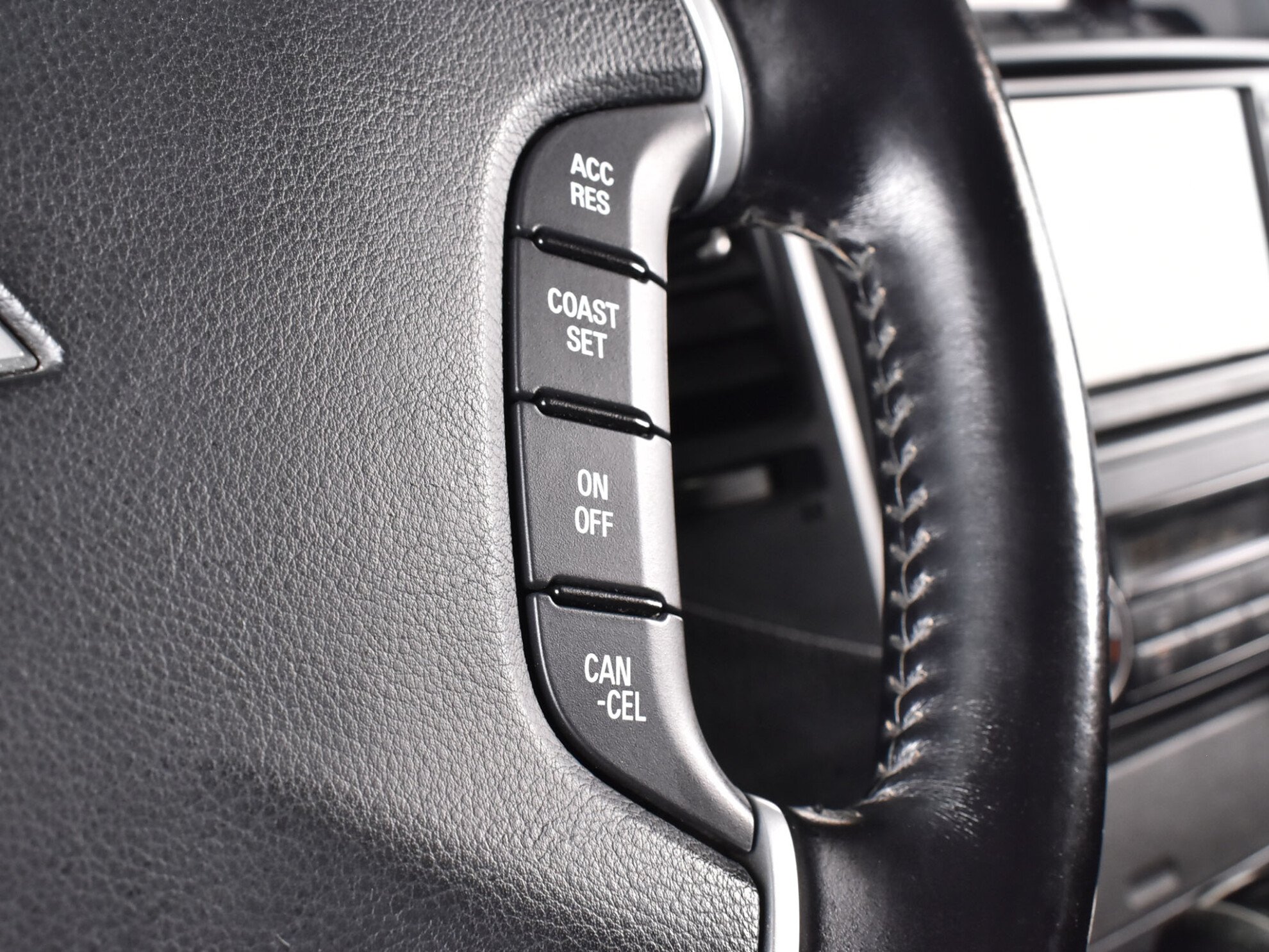 Mitsubishi Pajero 2011 Instyle
