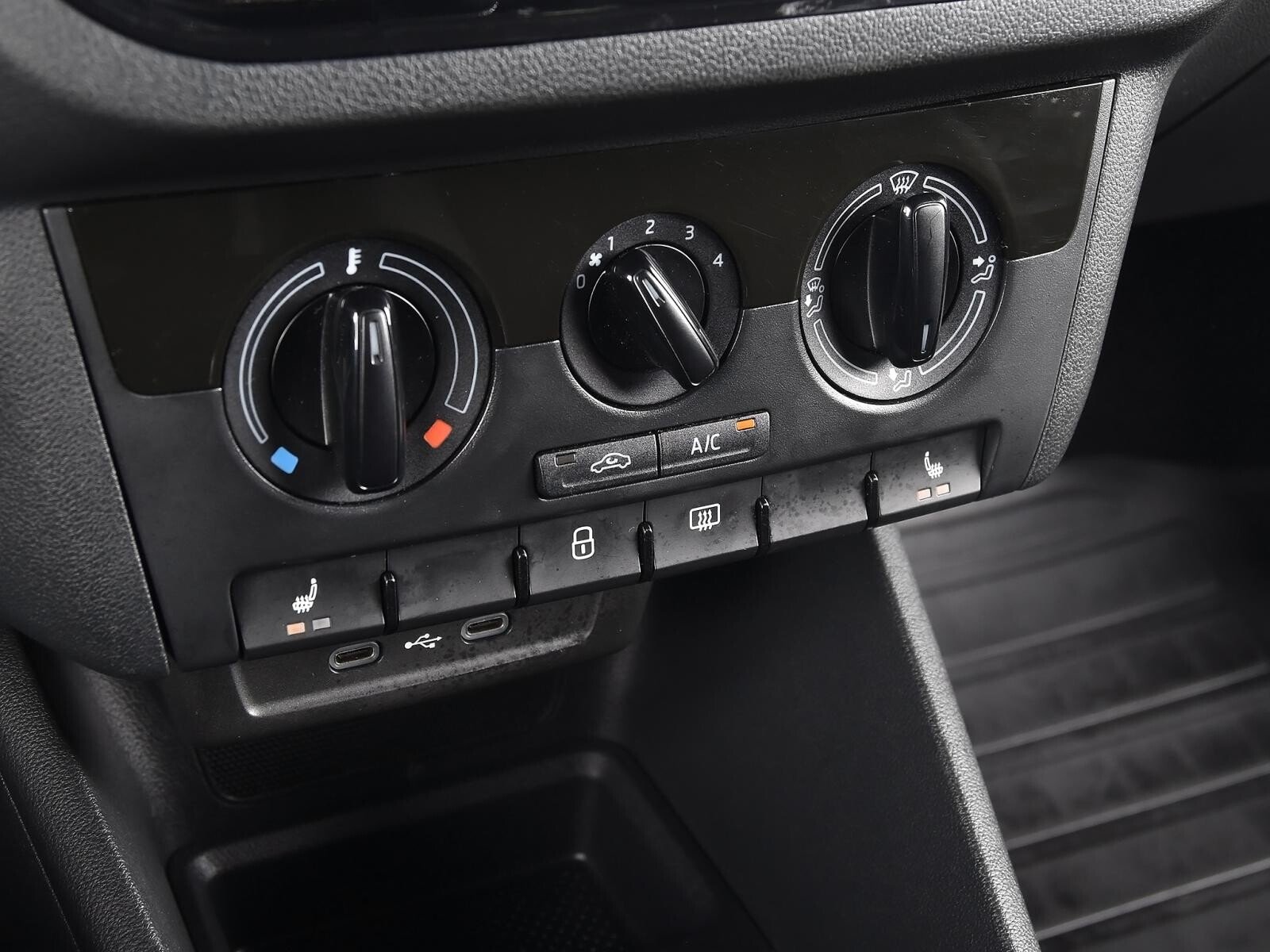 Skoda Rapid 2021