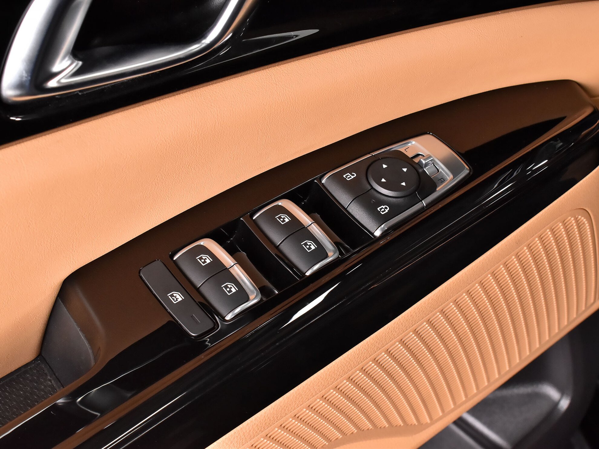 Kia Carnival 2021 Luxe (2021)