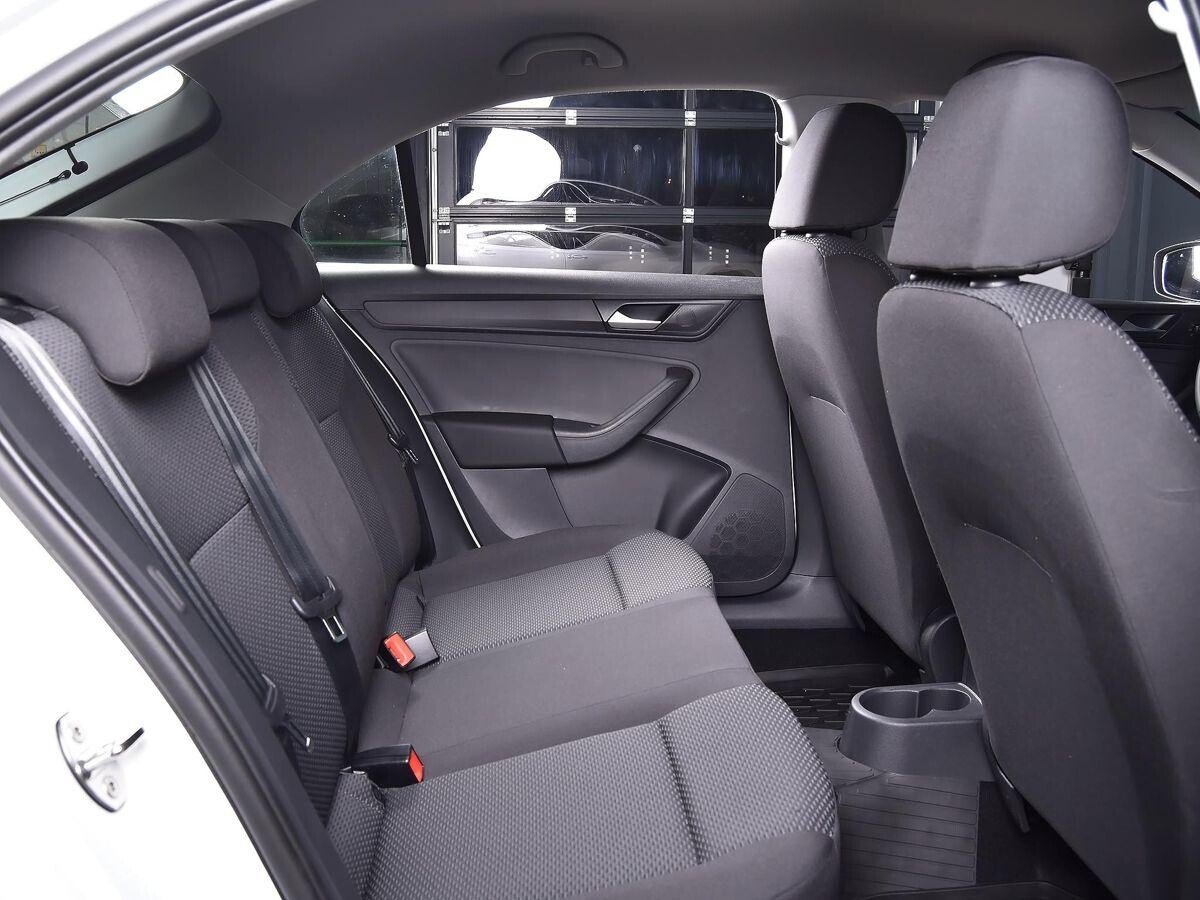 Volkswagen Polo 2021