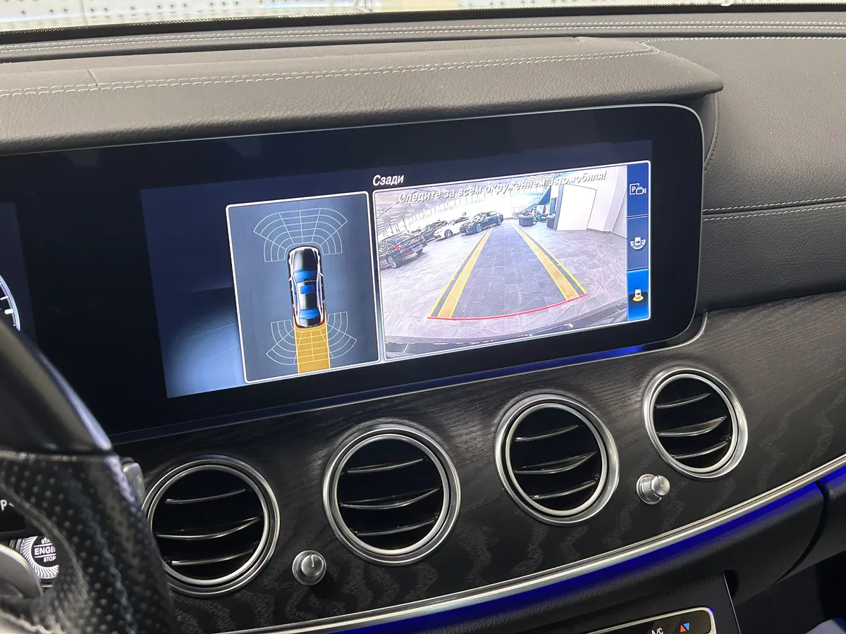 Mercedes-Benz E-Класс 2018 E 220 d 4MATIC Premium