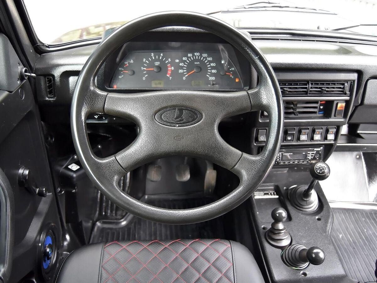 Lada 2121 (4x4) 2015