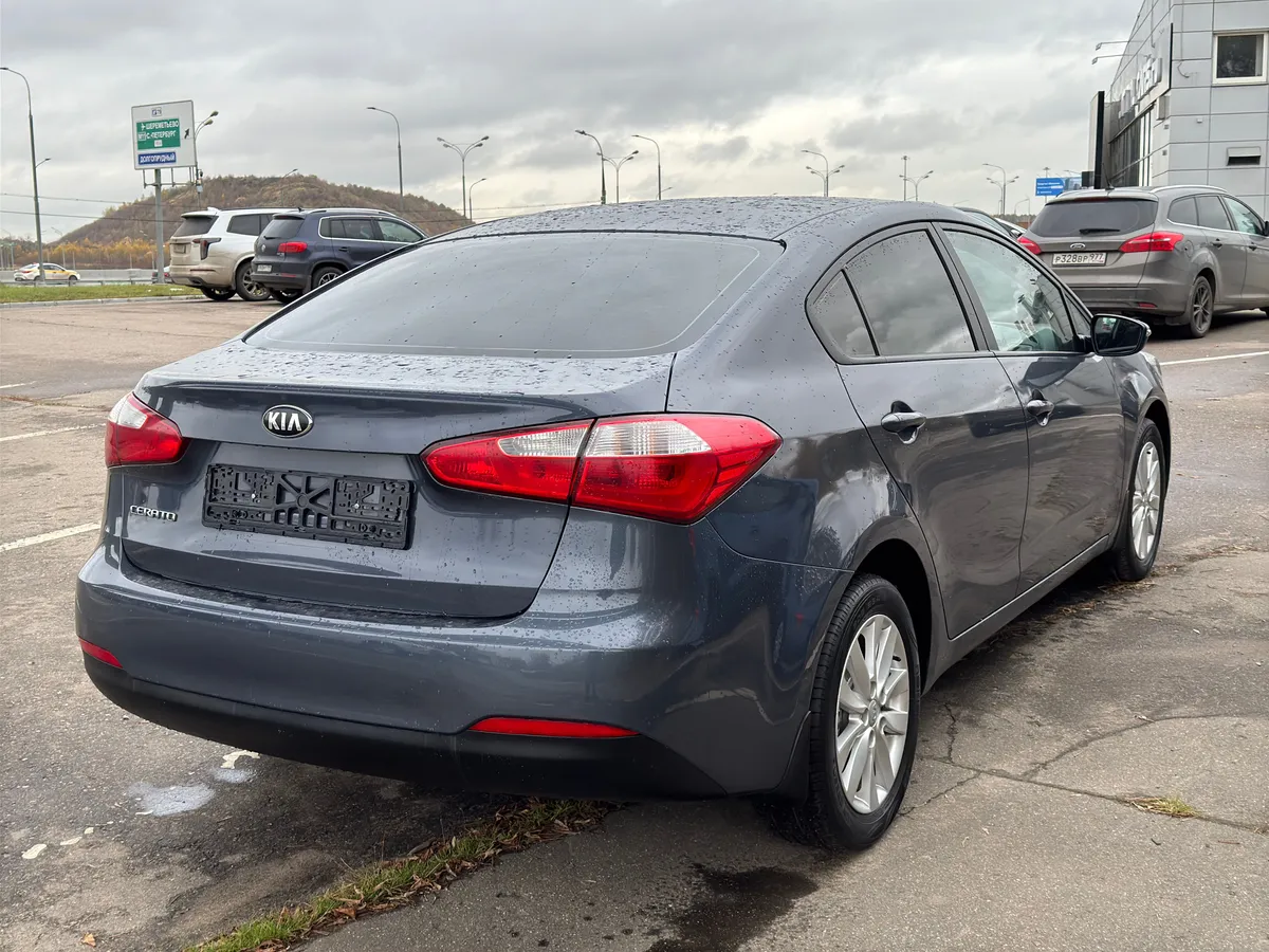 Kia Cerato 2014 Comfort (D695)