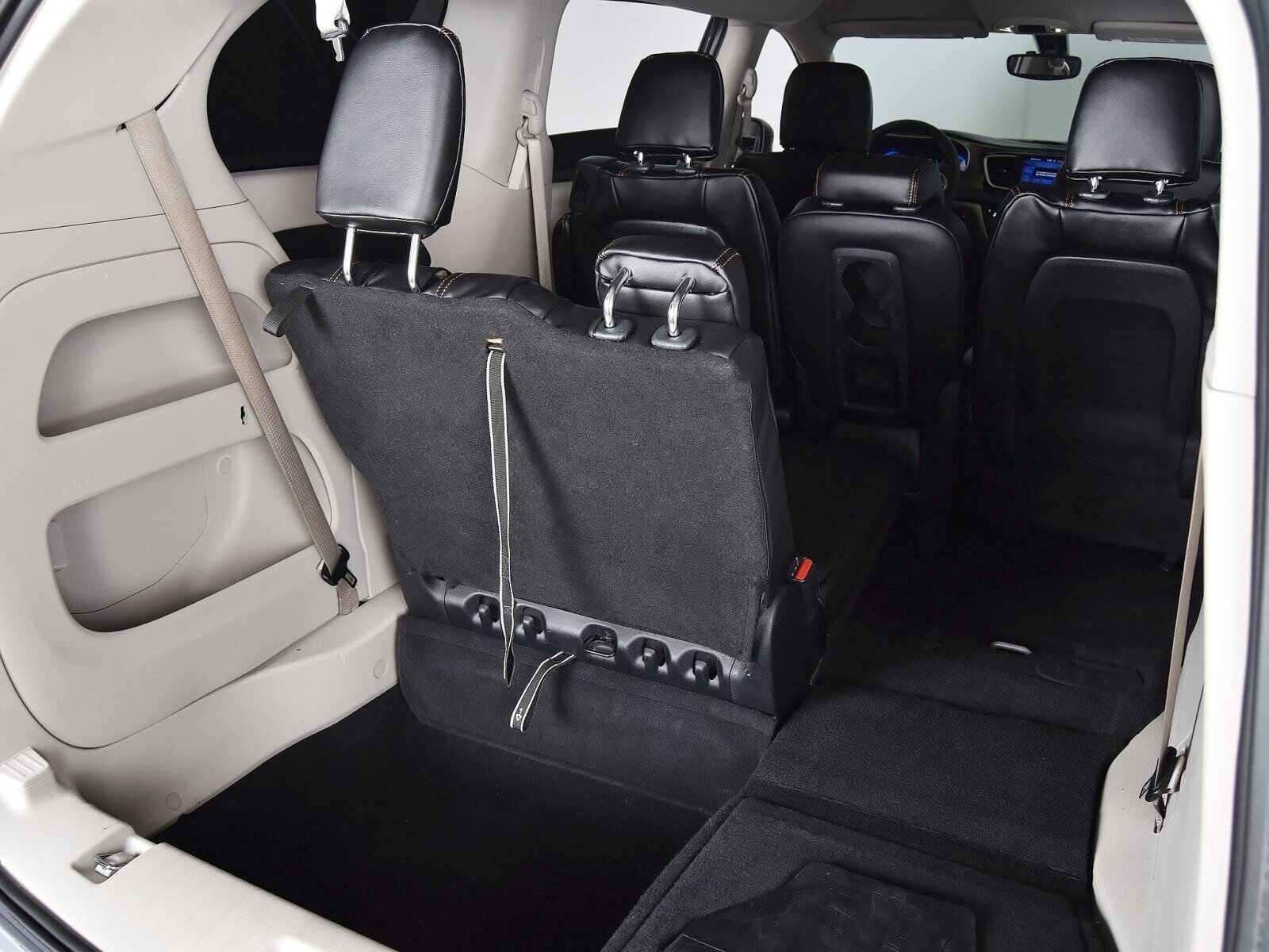 Chrysler Pacifica 2016