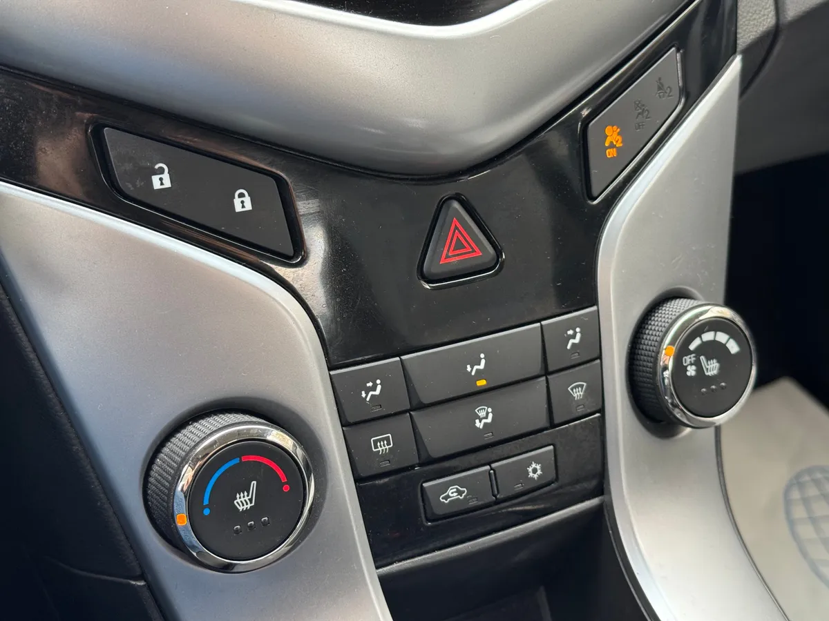 Chevrolet Cruze 2012 LS(1PG69KDF4)