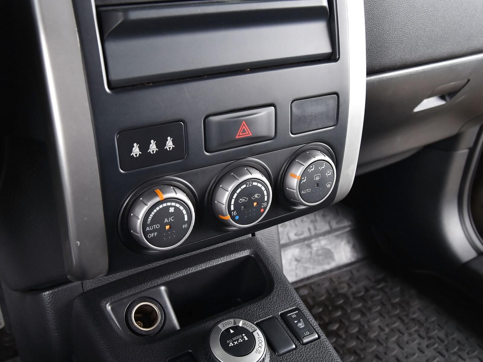 Nissan X-Trail 2012