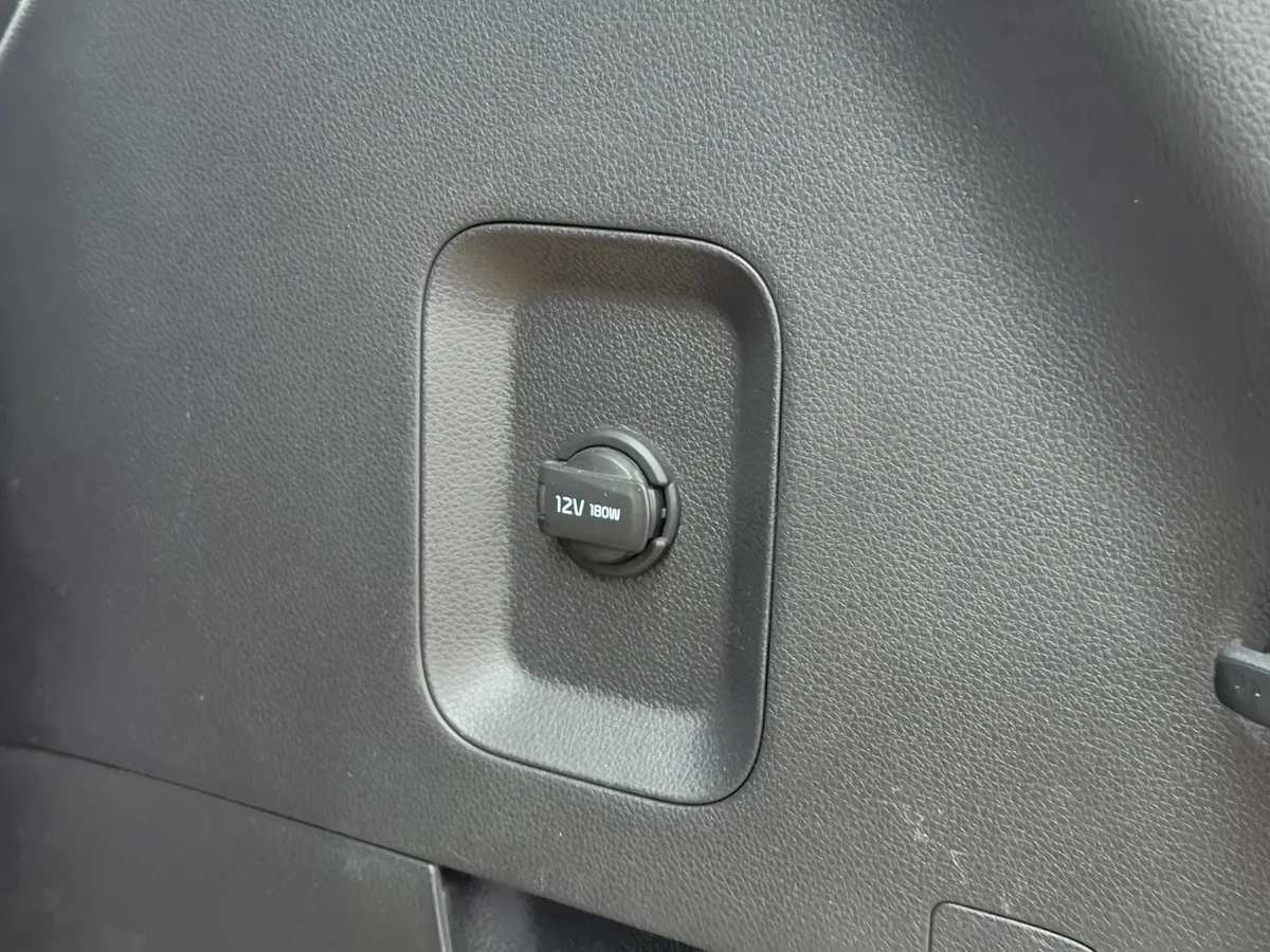 Kia Carnival 2021 Luxe