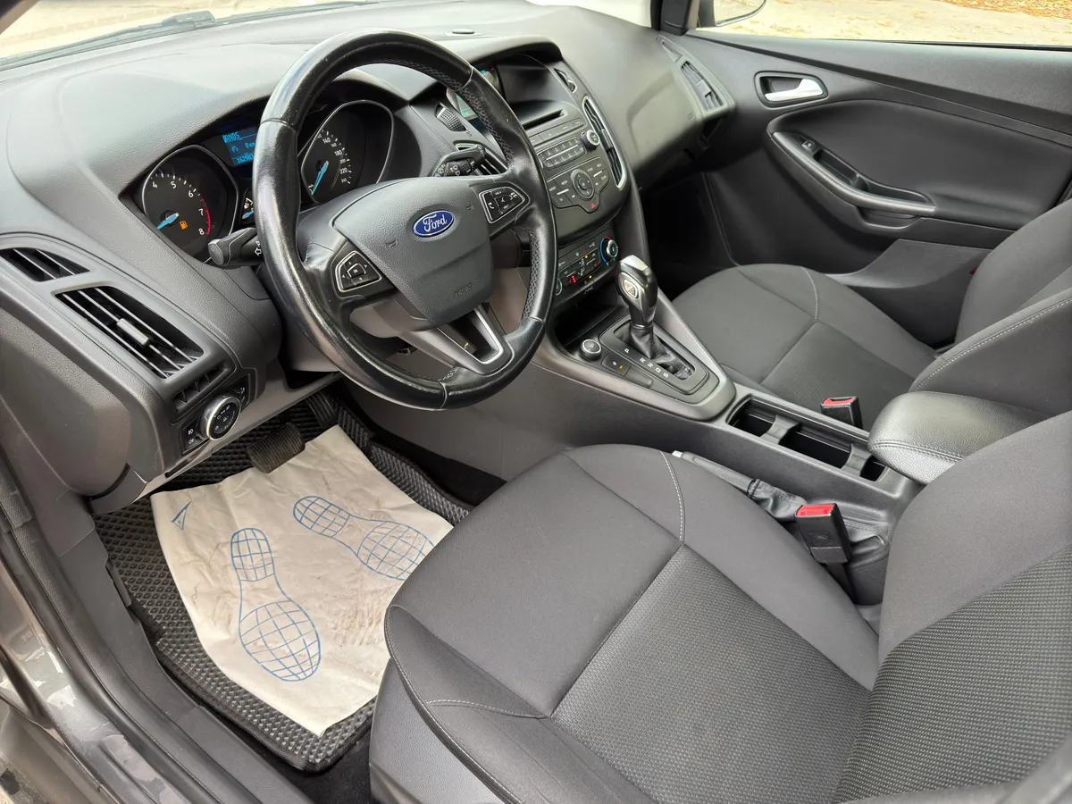 Ford Focus 2017 SYNC Edition