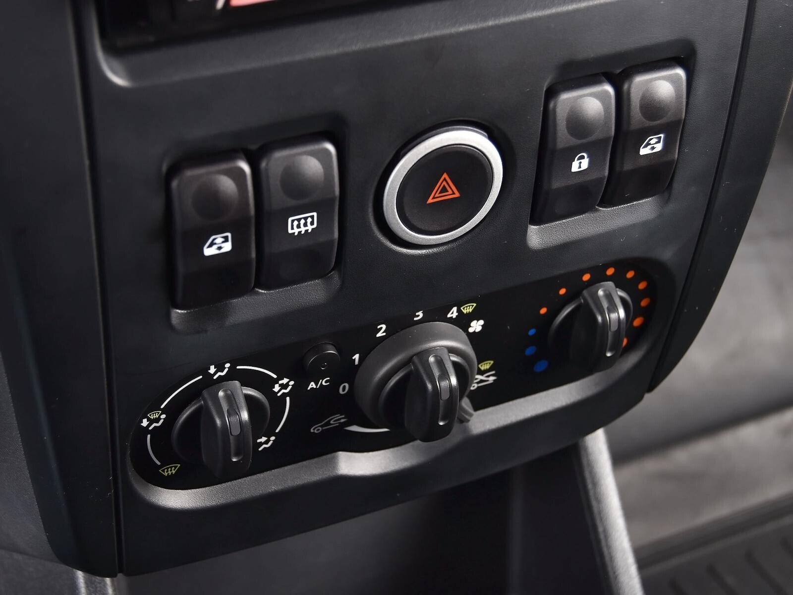 Lada Largus 2021