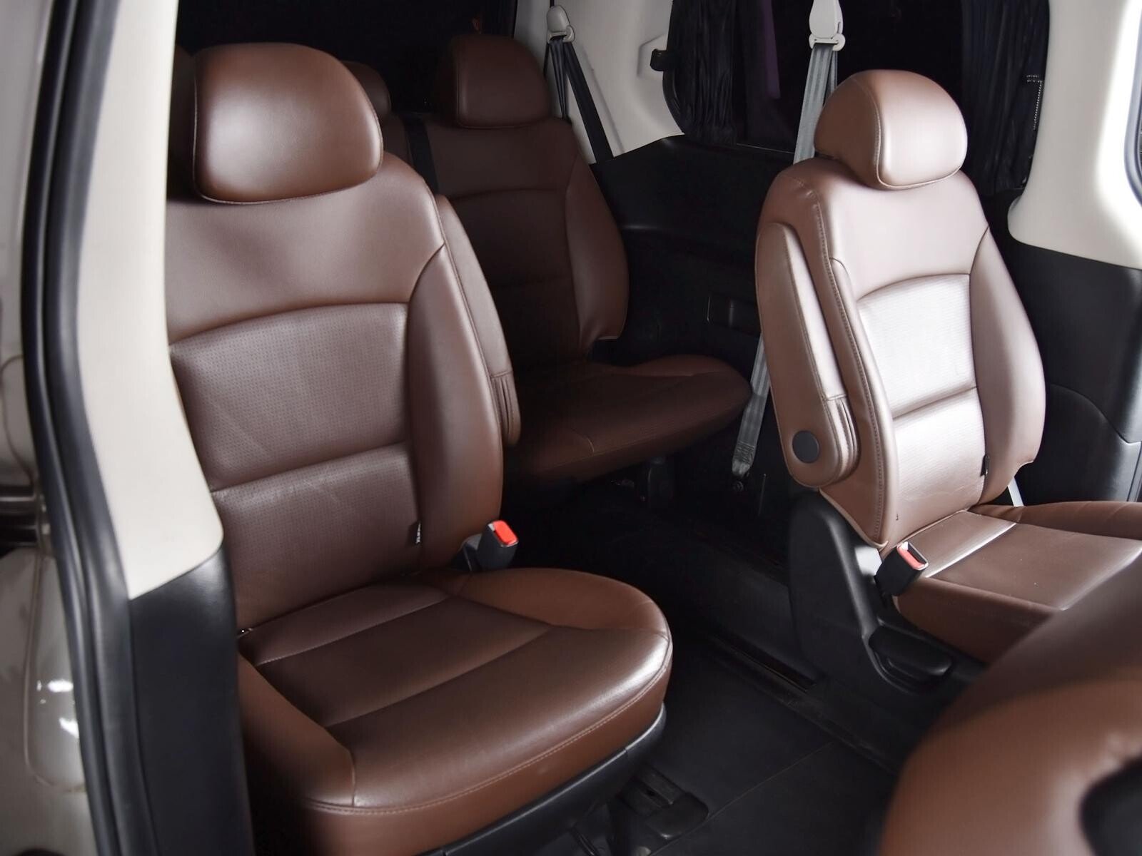 Hyundai Grand Starex 2018