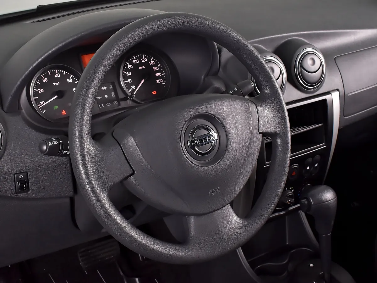 Nissan Almera 2018 Comfort A/C