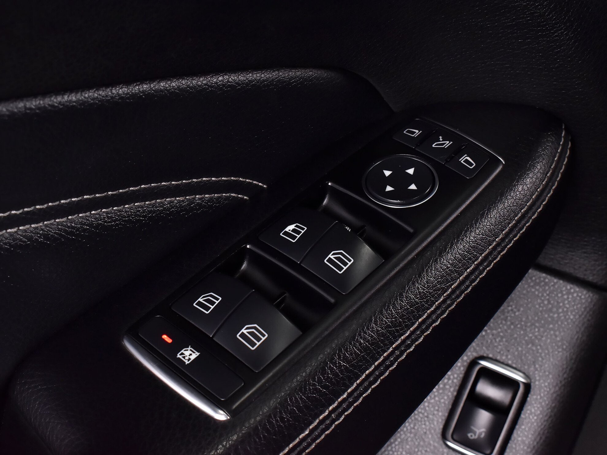 Mercedes-Benz M-Класс 2012 Comfort