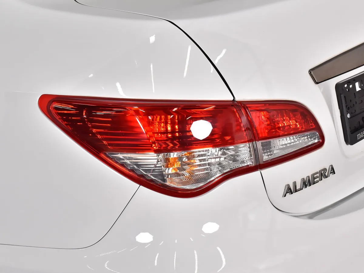 Nissan Almera 2018 Comfort A/C