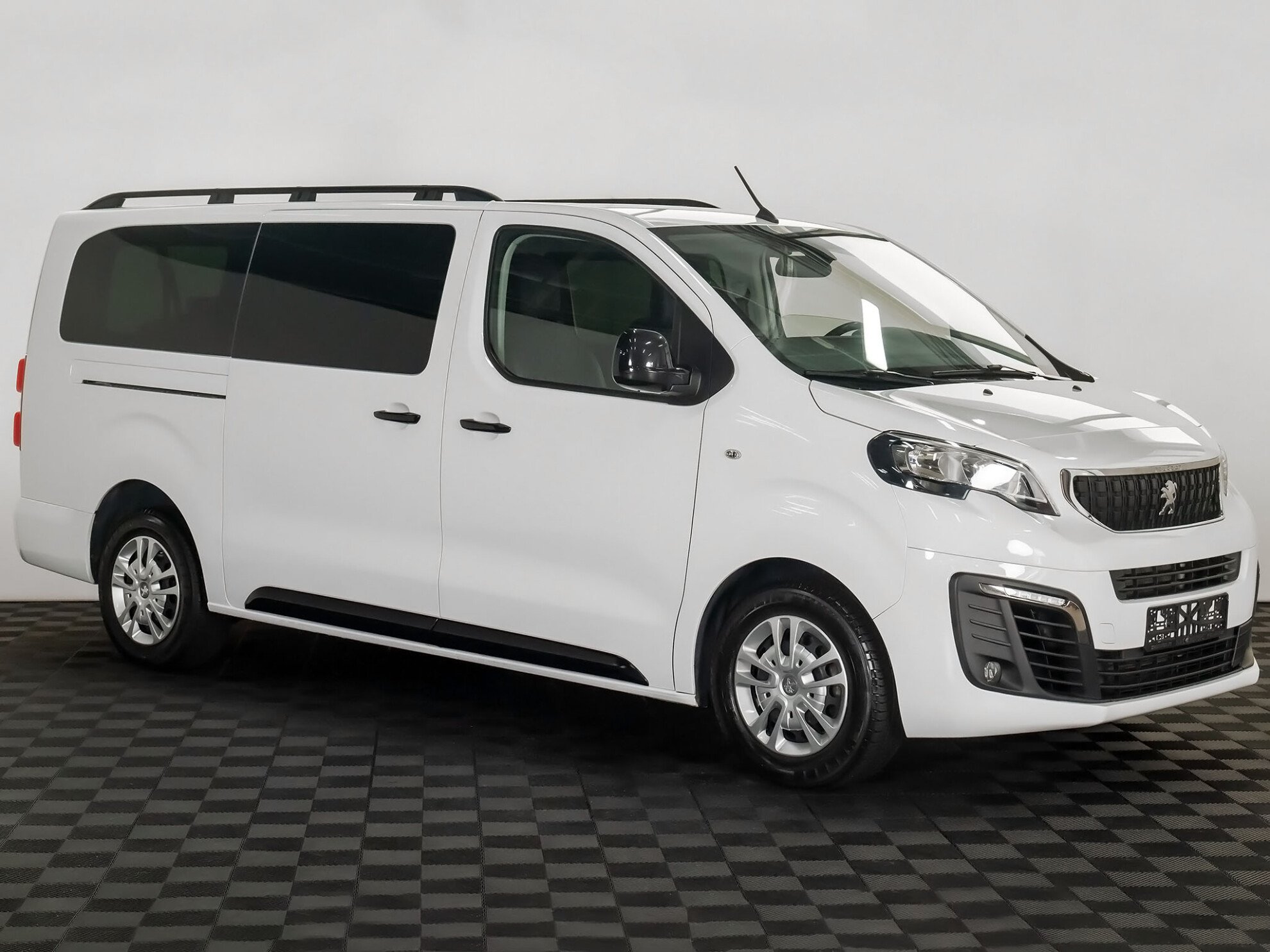 Peugeot Traveller 2021 Comfort