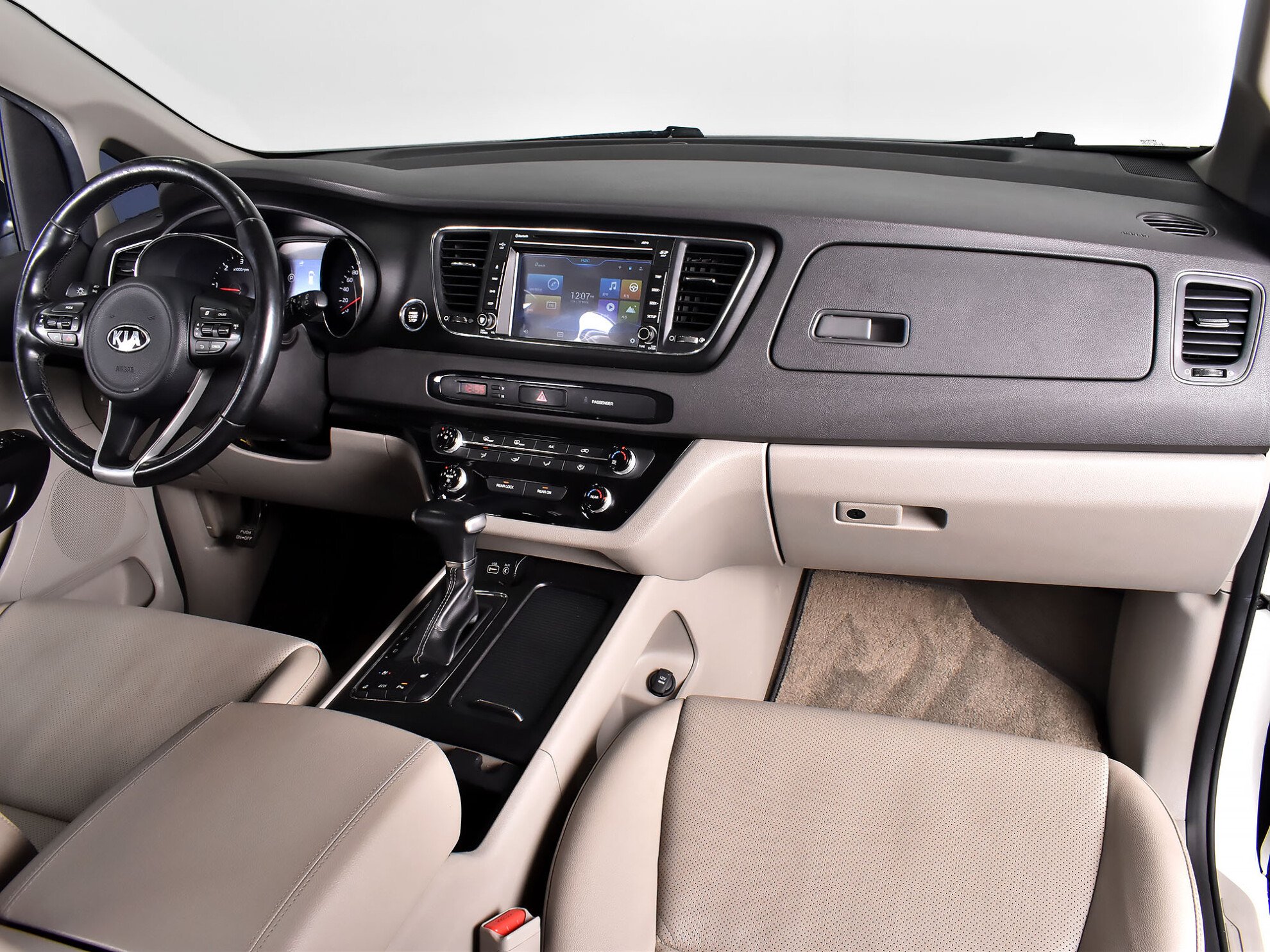 Kia Carnival 2017