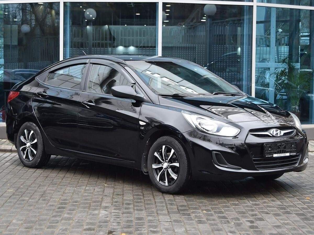 Hyundai Solaris 2012