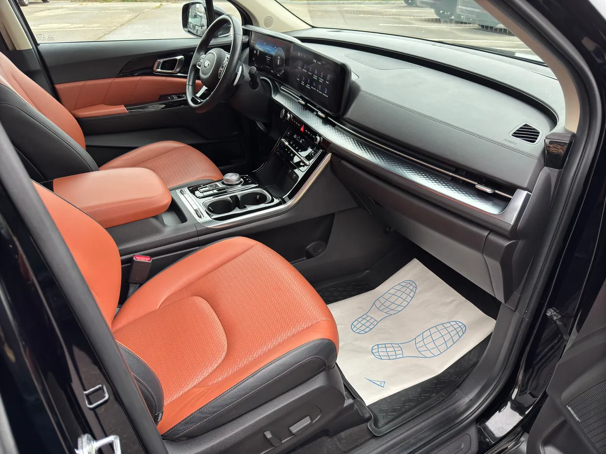 Kia Carnival 2021 Premium+