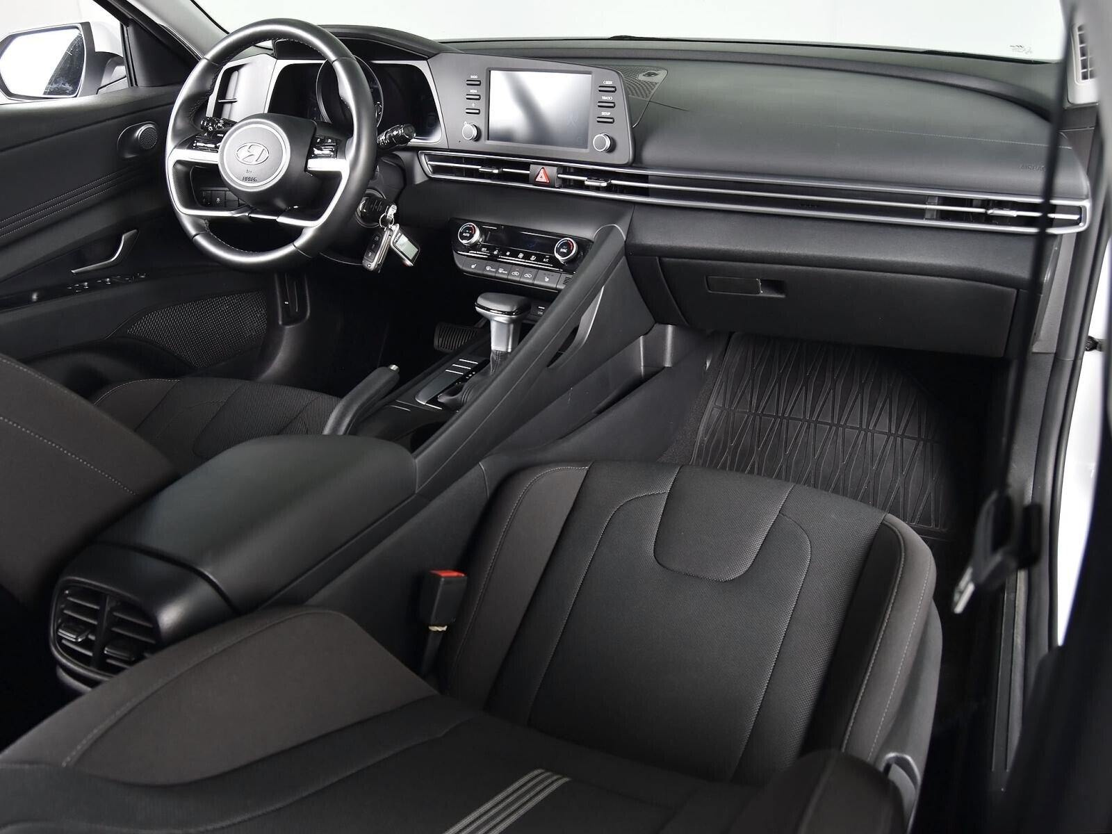 Hyundai Elantra 2021