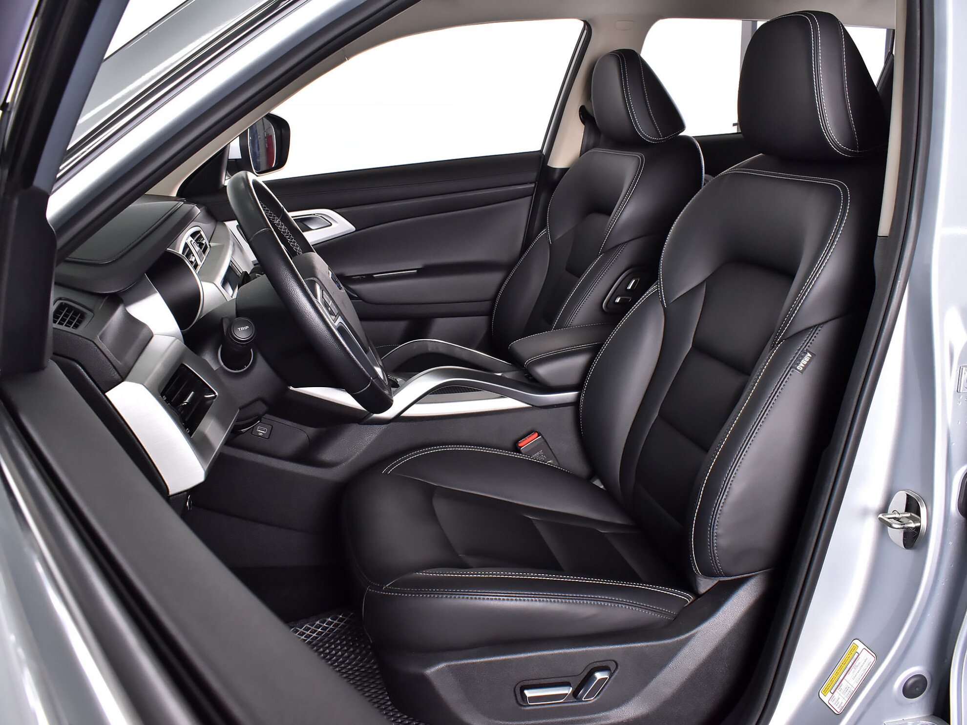 Geely Atlas 2019 Luxury LED + Yandex Auto