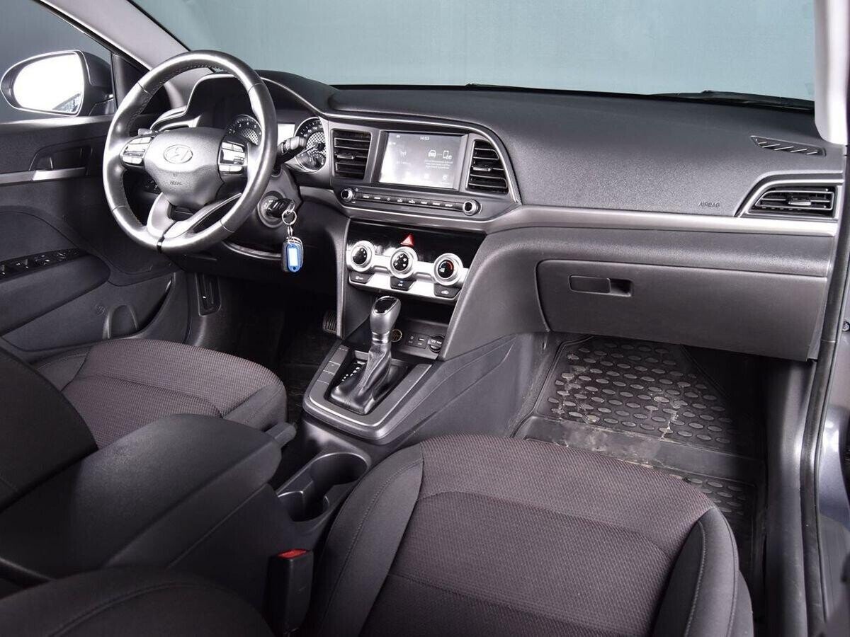 Hyundai Elantra 2019