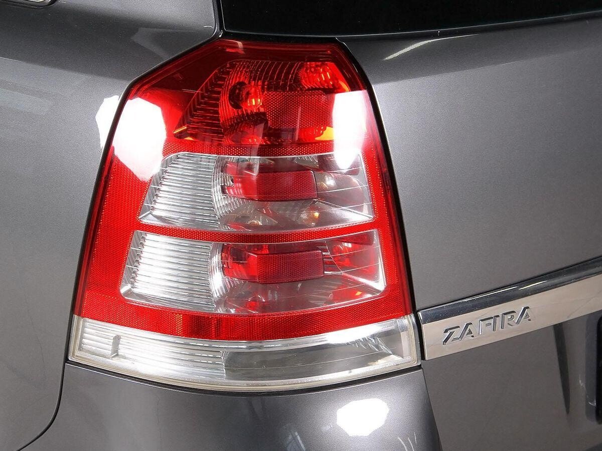 Opel Zafira 2011