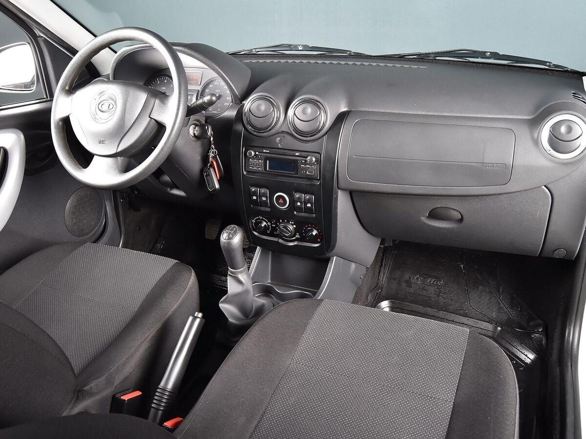 Lada Largus 2018